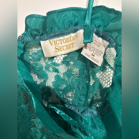 Vintage Victorias Secret Gold Label Green Lace Satin Ruffle Teddy Bodysuit M - Picture 3 of 3